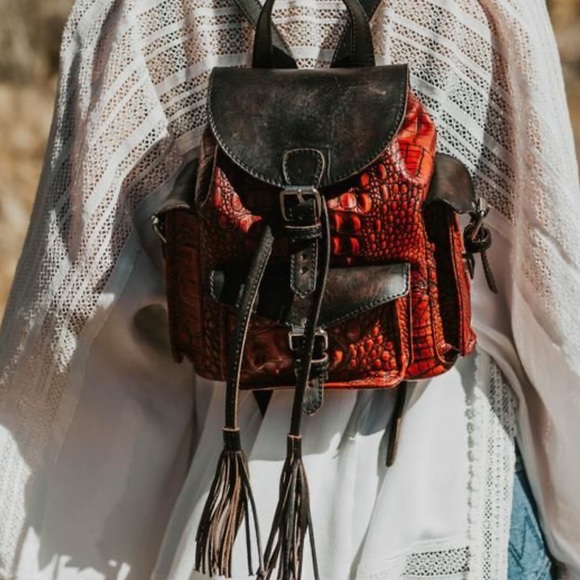 FREEBIRD BY STEVEN Brett Red Crocodile Backpack - Picture 14 of 15